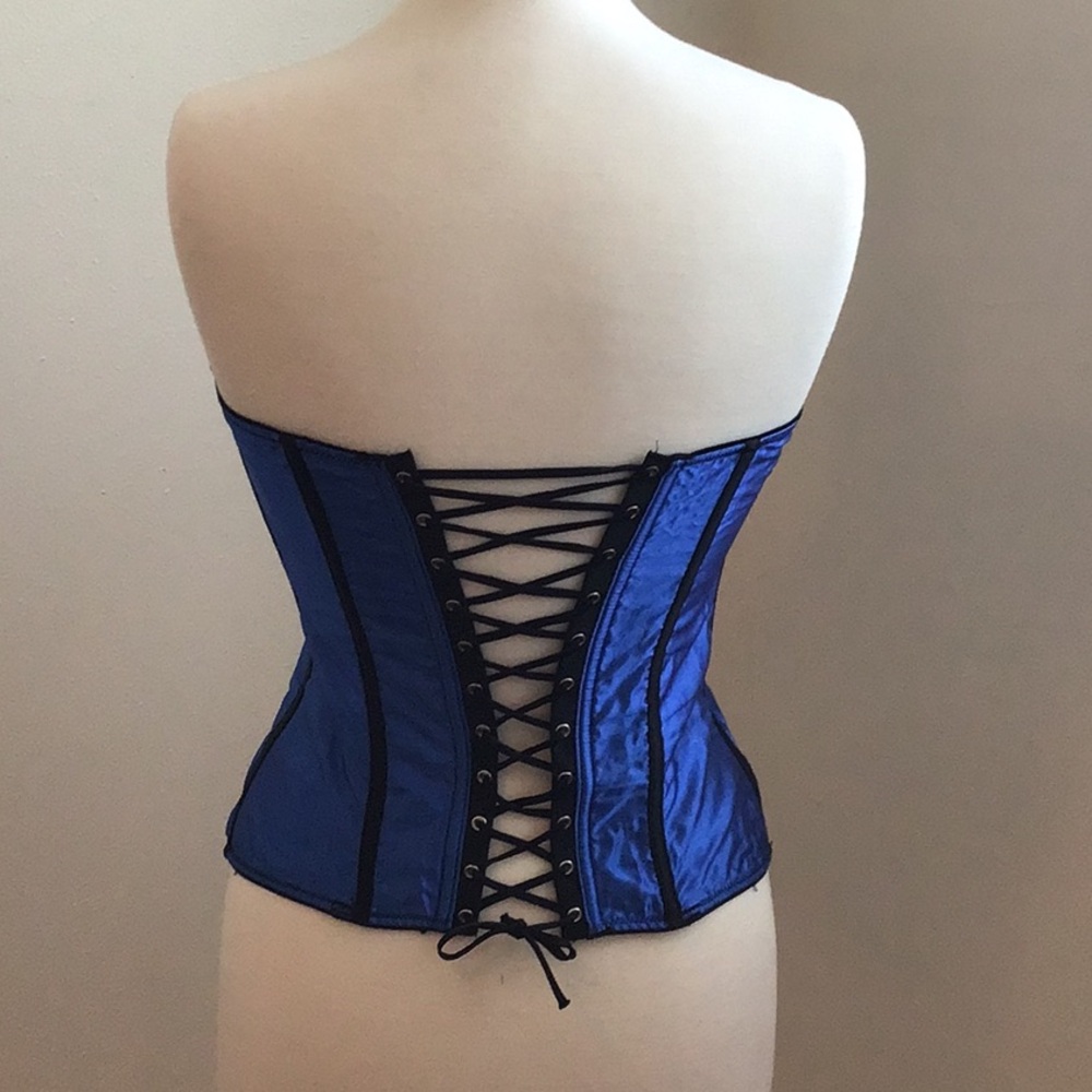 Blue Polyester Corset. From Fredericks of Hollywood - Picture 3 of 5